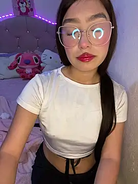 Miakittyyy online show from 1, 6, 2026