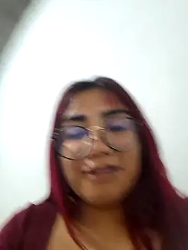 Snapshot of lucyheart_8 chatting on 2, 5, 2026 lucyheart 8 online show from 2, 5, 2026