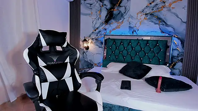 alisha desire online show from 14, 4, 2026