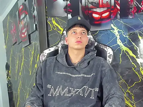 eithan boy  online show from 22, 4, 2026