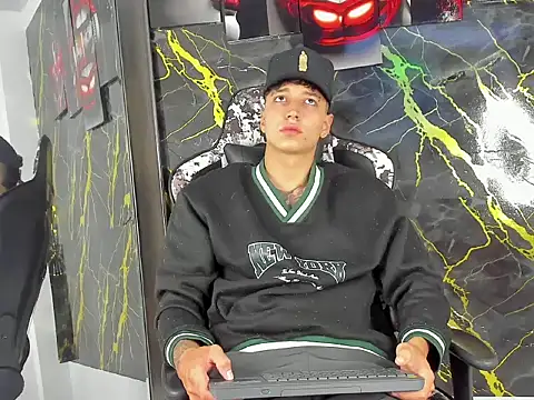 eithan boy  online show from 20, 4, 2026