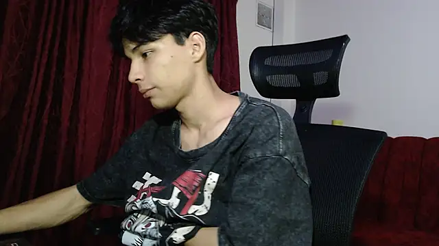 Snapshot of Marck-Pro chatting on 28, 4, 2026 Marck-Pro online show from 28, 4, 2026