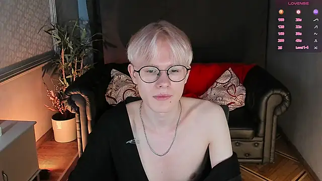 Liam Blair online show from 18, 6, 2026