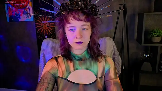 Snapshot of Ricki_Bloom chatting on 18, 7, 2026 Ricki Bloom online show from 18, 7, 2026