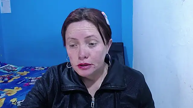 carolinhe26 online show from 9, 7, 2026