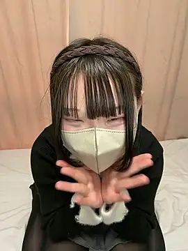 mini mini  online show from 15, 4, 2026