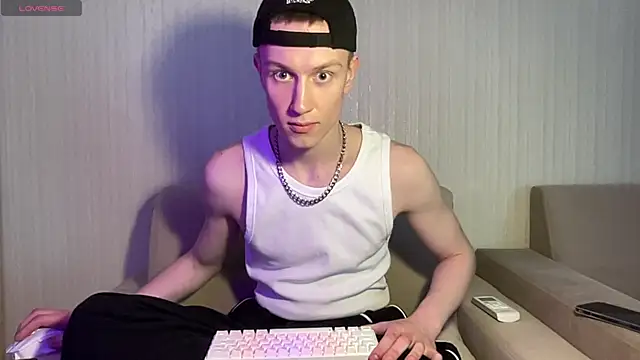 Travis Gracile online show from 5, 5, 2026