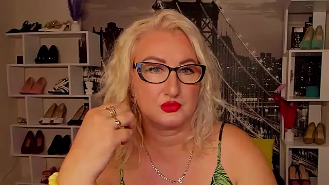 DianaFrances online show from 9, 5, 2026