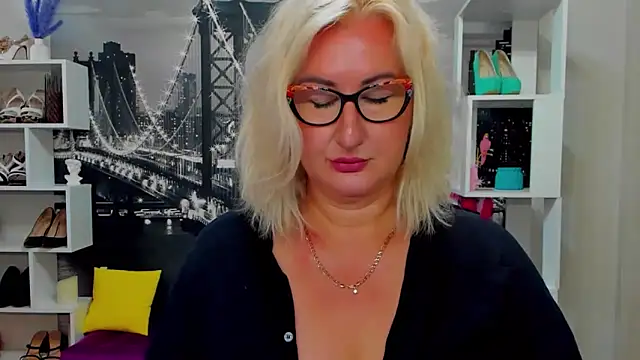 DianaFrances online show from 22, 5, 2026