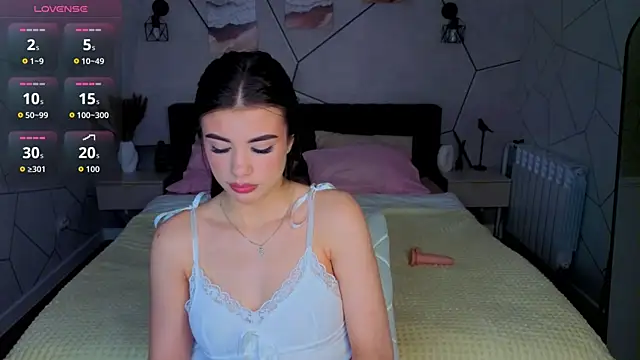 Snapshot of Alisha_Blakee chatting on 18, 6, 2026 Alisha Blakee online show from 18, 6, 2026