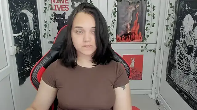 Snapshot of Caroline_cutte chatting on 21, 7, 2026 Caroline cutte online show from 21, 7, 2026