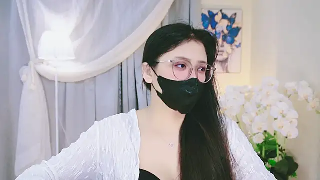 Snapshot of Chan_Chann chatting on 18, 5, 2026 Chan Chann online show from 18, 5, 2026