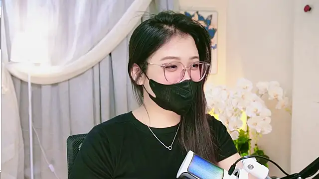 Snapshot of Chan_Chann chatting on 8, 5, 2026 Chan Chann online show from 8, 5, 2026