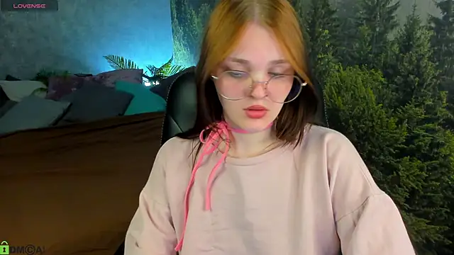Emilly Hiil online show from 19, 5, 2026