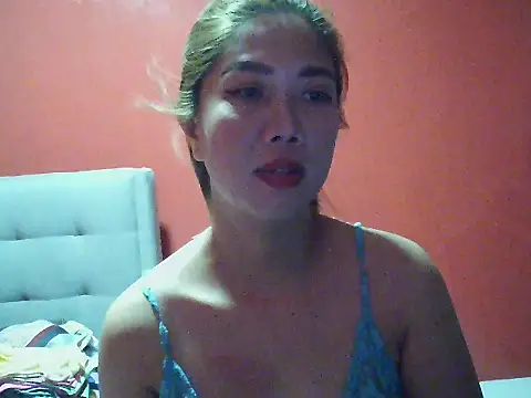 Snapshot of Cutie-Smile chatting on 12, 5, 2026 Cutie-Smile online show from 12, 5, 2026