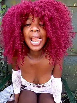 Snapshot of PetiteEbonyBabe_ chatting on 4, 5, 2026 PetiteEbonyBabe online show from 4, 5, 2026