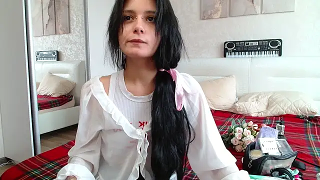 The Slutty Fox online show from 25, 6, 2026
