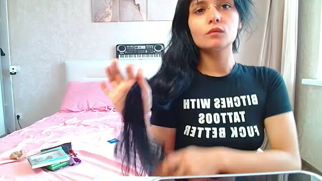 The Slutty Fox online show from 23, 6, 2026