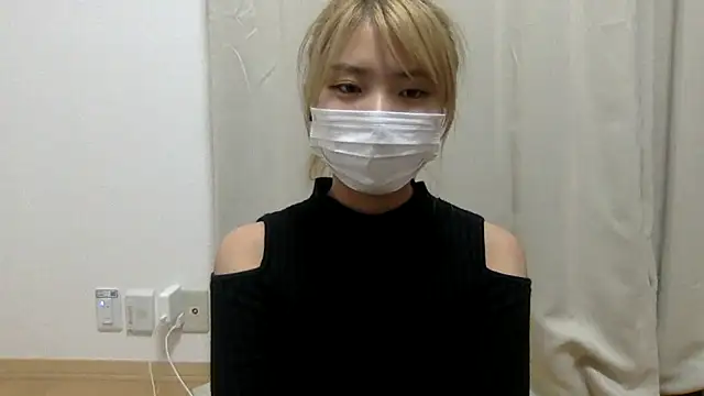  Misa misako  online show from 25, 4, 2026