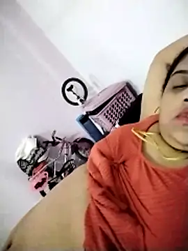 hotsilk21 online show from 23, 4, 2026