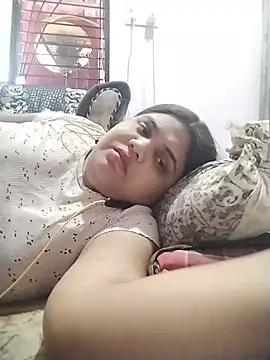 hotsilk21 online show from 14, 5, 2026