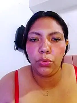 Snapshot of Izel_ chatting on 21, 5, 2026 Izel online show from 21, 5, 2026