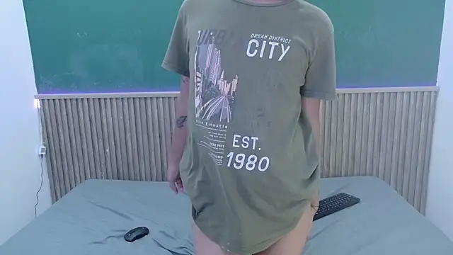 isabellakath online show from 12, 4, 2026