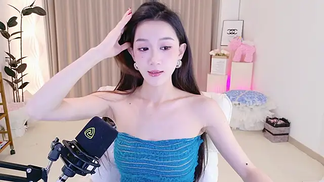 Snapshot of Dancing-CoCo-Pro chatting on 17, 6, 2026 Dancing-CoCo-Pro online show from 17, 6, 2026