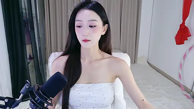 Dancing-CoCo-Pro online show from 21, 4, 2026