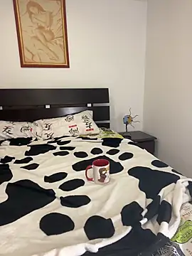 Roxie Blade Dyva online show from 20, 4, 2026