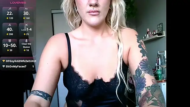 Snapshot of BettyBadNews chatting on 19, 5, 2026 BettyBadNews online show from 19, 5, 2026