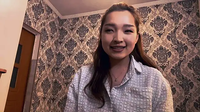 Snapshot of CordieCarone chatting on 12, 4, 2026 CordieCarone online show from 12, 4, 2026