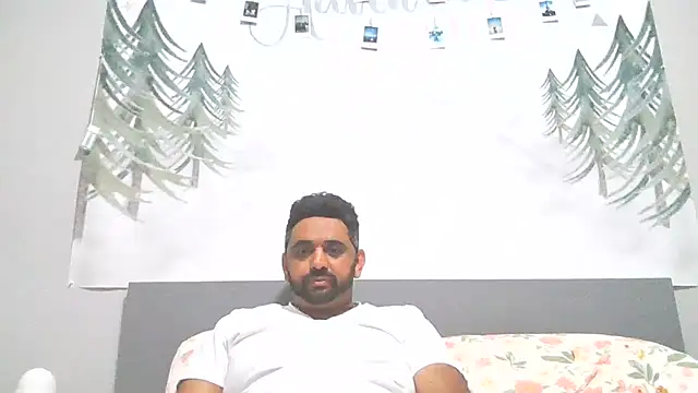 Snapshot of cumshoweruk chatting on 21, 6, 2026 cumshoweruk online show from 21, 6, 2026
