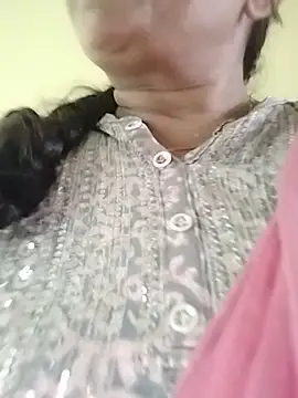 Snapshot of Monika_telugu_queen chatting on 5, 6, 2026 Monika telugu queen online show from 5, 6, 2026