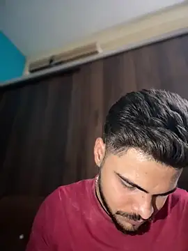 hornyypromaxx online show from 21, 4, 2026