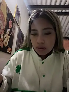 Snapshot of Kimmiebellarie chatting on 7, 6, 2026 Kimmiebellarie online show from 7, 6, 2026