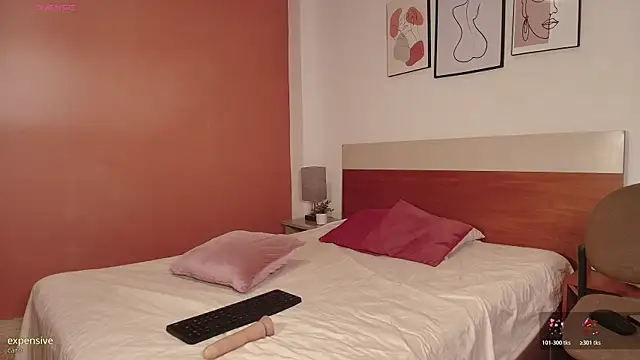 Emilyebony   online show from 16, 4, 2026