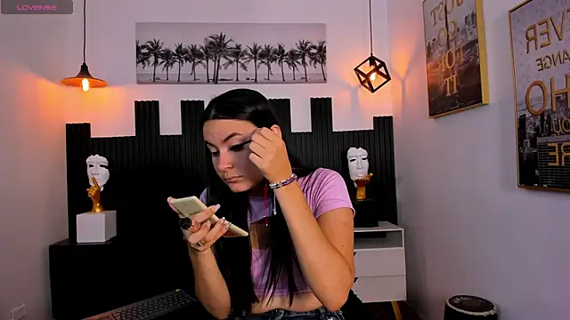 rosaleia  online show from 15, 4, 2026