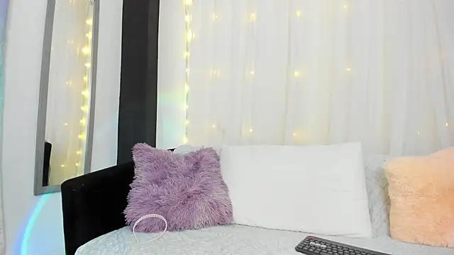 Snapshot of Sofia_Mature_ chatting on 11, 6, 2026 Sofia Mature online show from 11, 6, 2026