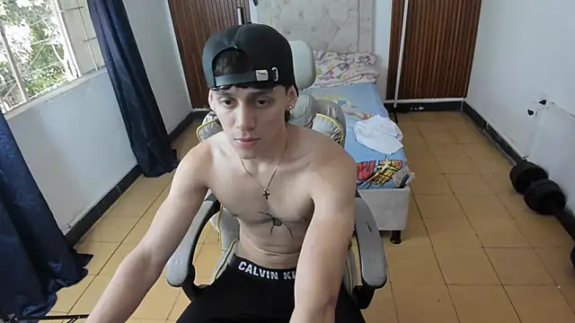 Snapshot of sebas_jusa chatting on 27, 4, 2026 sebas jusa online show from 27, 4, 2026