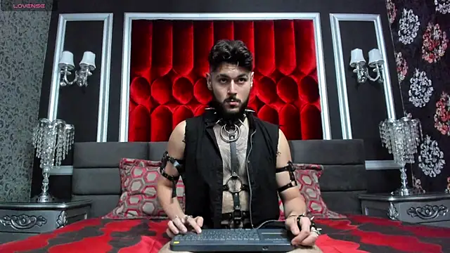 RavenKnight  online show from 18, 4, 2026