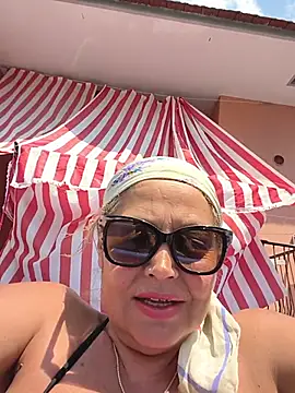Sessoinomane online show from 24, 6, 2026