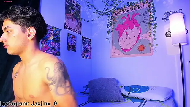 Snapshot of JaxJinx chatting on 25, 5, 2026 JaxJinx online show from 25, 5, 2026