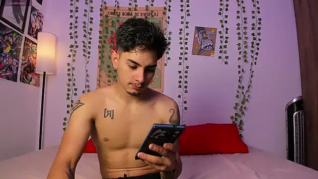 Snapshot of JaxJinx chatting on 23, 4, 2026 JaxJinx online show from 23, 4, 2026