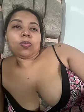 Snapshot of Ninibella chatting on 8, 7, 2026 Ninibella online show from 8, 7, 2026