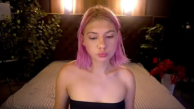 Snapshot of PinkyTrix chatting on 20, 7, 2026 PinkyTrix online show from 20, 7, 2026