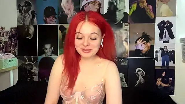 Snapshot of LaineRivett chatting on 11, 4, 2026 LaineRivett online show from 11, 4, 2026