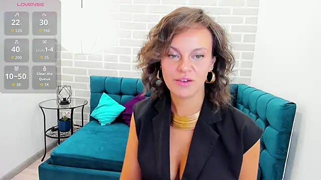 Snapshot of Kira_Steel chatting on 18, 7, 2026 Kira Steel online show from 18, 7, 2026