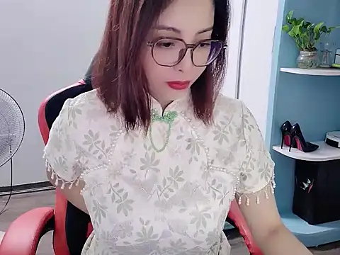 Snapshot of Hot_bbaby chatting on 5, 7, 2026 Hot bbaby online show from 5, 7, 2026