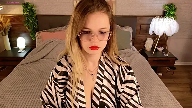 KimEvanss online show from 2, 5, 2026